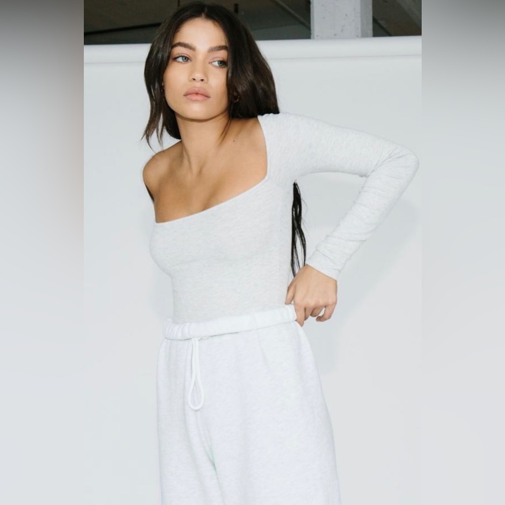 Joah Brown Square Neck Long Sleeve